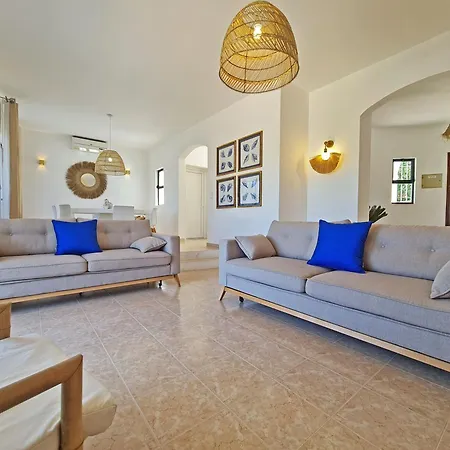 Villa Casa Vitória - With Private Pool *