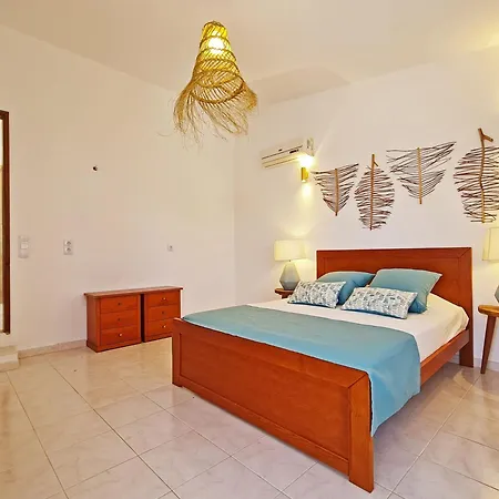 Casa Vitória - With Private Pool *